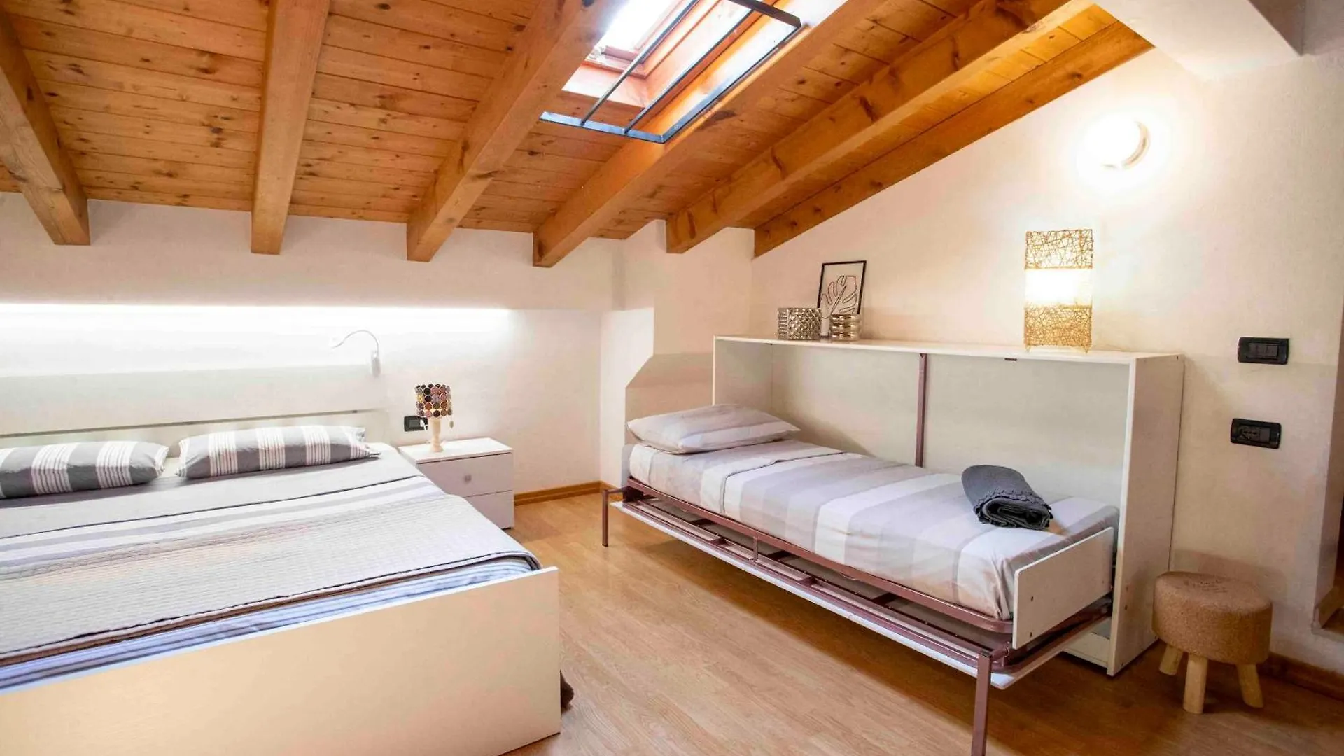 The Clock House -Centro Storico- Apartment Clusone Italy