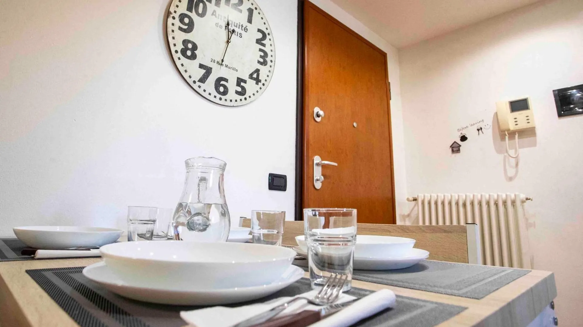 The Clock House -Centro Storico- Apartment Clusone